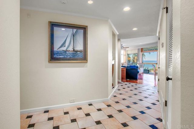 373 Coast Blvd 2, La Jolla, CA 92037