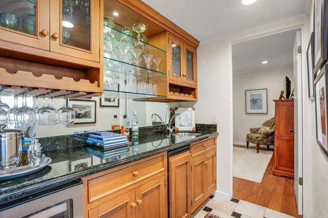 373 Coast Blvd 2, La Jolla, CA 92037