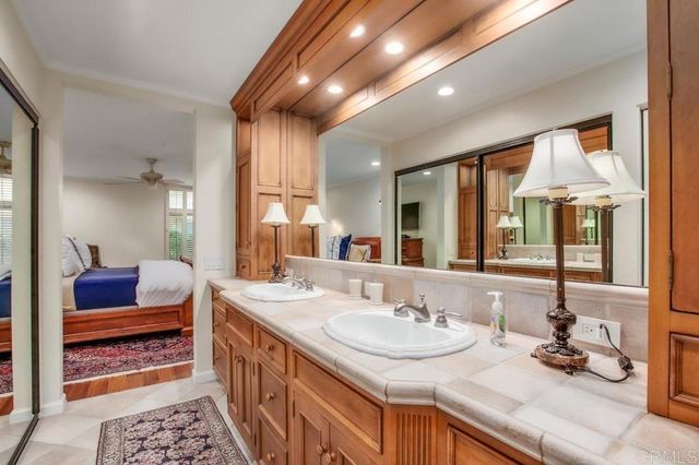 373 Coast Blvd 2, La Jolla, CA 92037