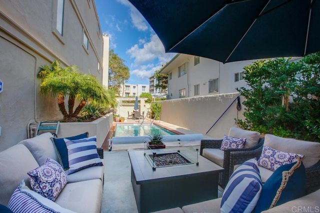 373 Coast Blvd 2, La Jolla, CA 92037