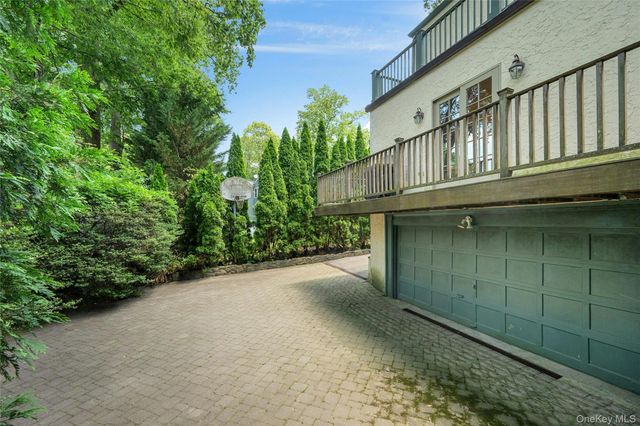 36 Ridge Road, New Rochelle, NY 10804