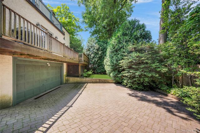 36 Ridge Road, New Rochelle, NY 10804