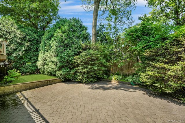 36 Ridge Road, New Rochelle, NY 10804
