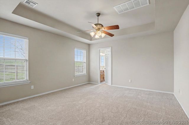 8671 Hawthorne Drive, Claremore, OK 74019