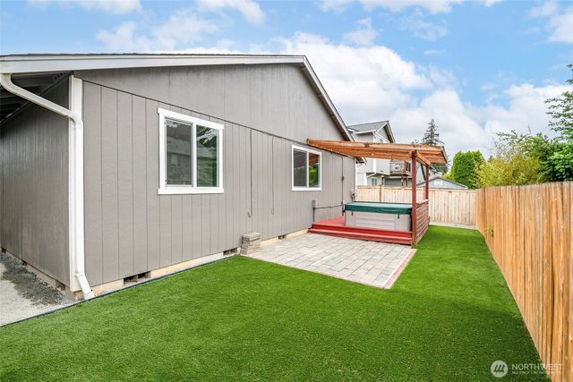 7911 204th Street Ct E, Spanaway, WA 98387