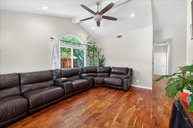 1519 Mount Everest Court, San Jose, CA 95127