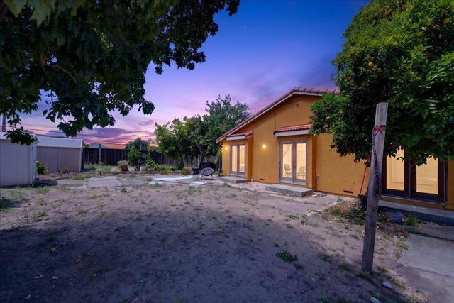 1519 Mount Everest Court, San Jose, CA 95127