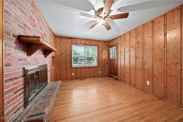 2921 S P Street, Fort Smith, AR 72901