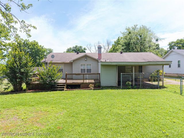 2921 S P Street, Fort Smith, AR 72901