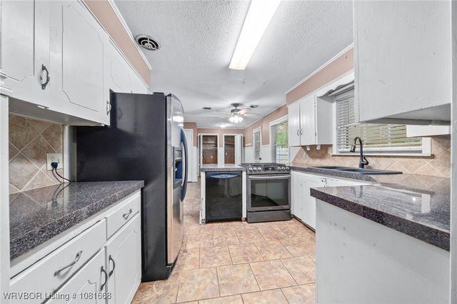 2921 S P Street, Fort Smith, AR 72901