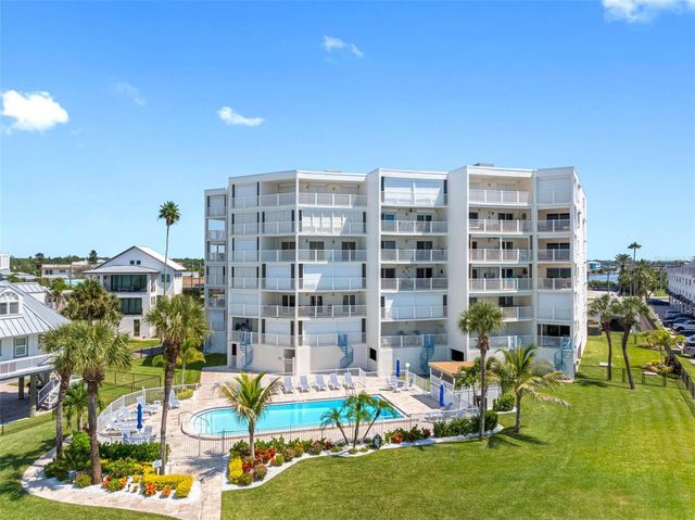 17980 GULF BOULEVARD 401, Redington Shores, FL 33708