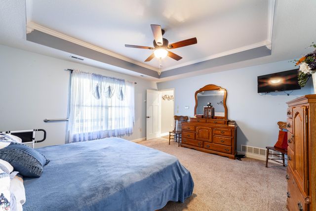 320 E HONEY LN, Columbia, MO 65202