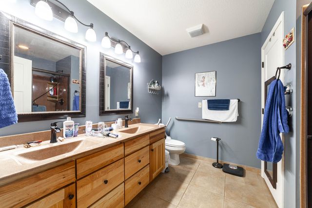 320 E HONEY LN, Columbia, MO 65202