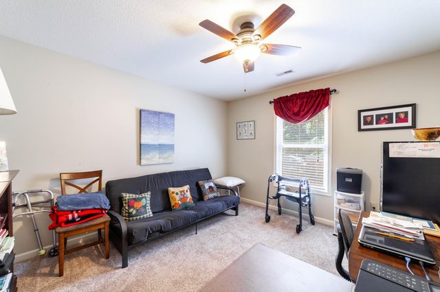 320 E HONEY LN, Columbia, MO 65202