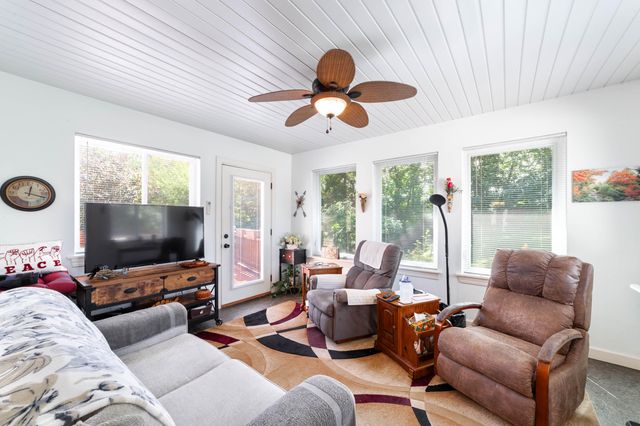 320 E HONEY LN, Columbia, MO 65202