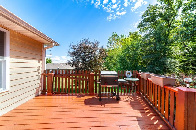 320 E HONEY LN, Columbia, MO 65202