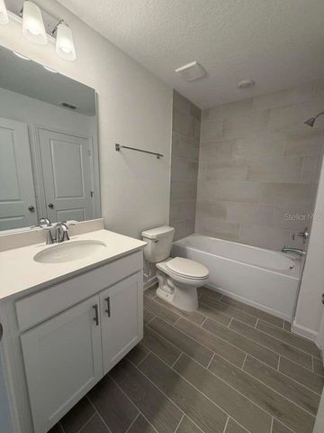 3692 SE 37TH COURT, Ocala, FL 34480