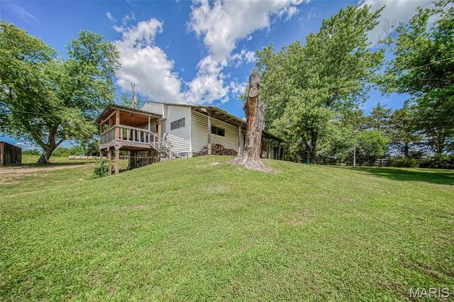 108 Seven Cedars Road, Steelville, MO 65565