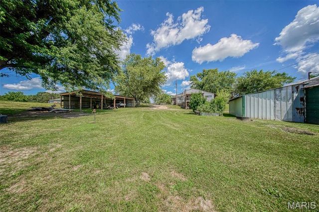 108 Seven Cedars Road, Steelville, MO 65565