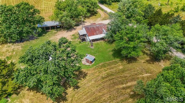 108 Seven Cedars Road, Steelville, MO 65565