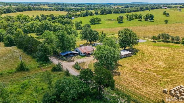 108 Seven Cedars Road, Steelville, MO 65565