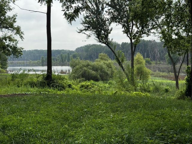 3325 Overlook Drive, Bloomington, MN 55431