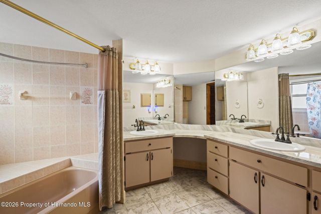 8192 Floral Drive, Weeki Wachee, FL 34607