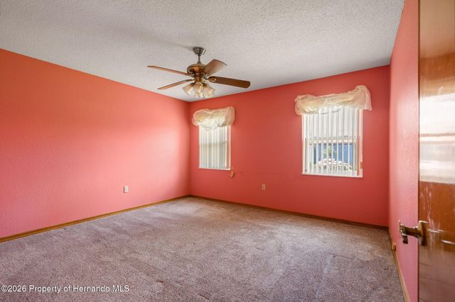 8192 Floral Drive, Weeki Wachee, FL 34607