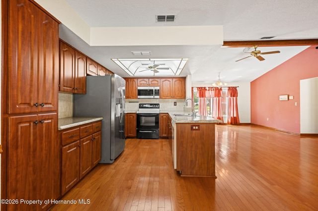 8192 Floral Drive, Weeki Wachee, FL 34607