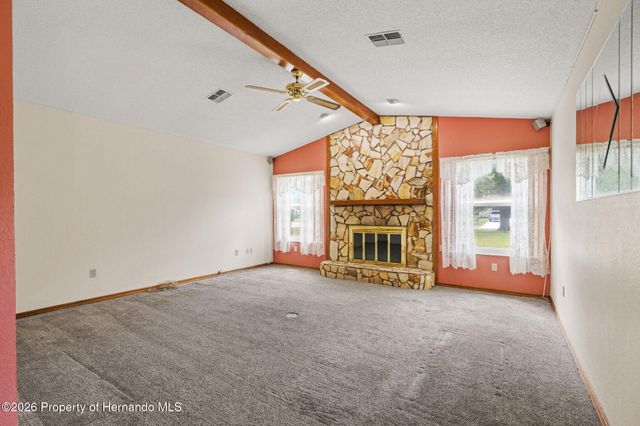 8192 Floral Drive, Weeki Wachee, FL 34607