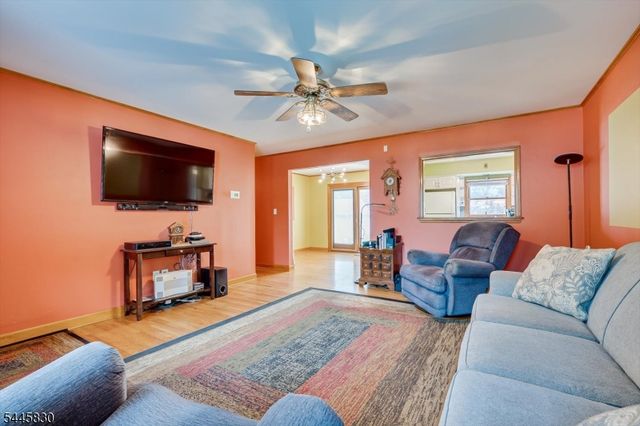 979 Wood Ave, Edison Twp., NJ 08820