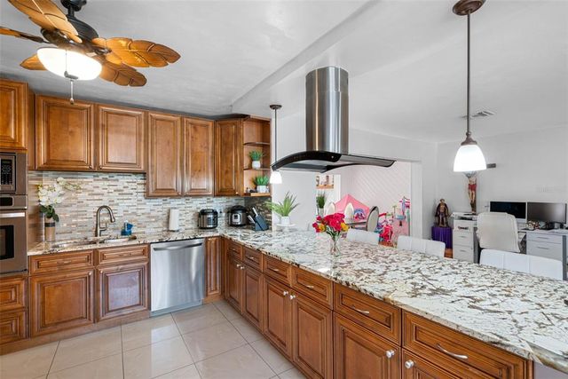 1215 S KEENE ROAD, Clearwater, FL 33756