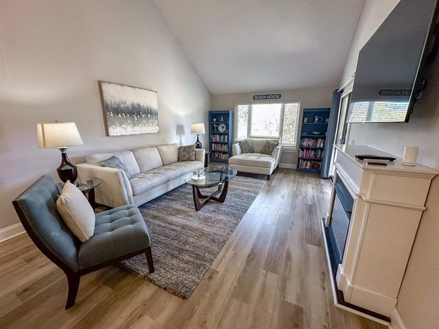 824 Castleford Cir Apt 7D, Myrtle Beach, SC 29572