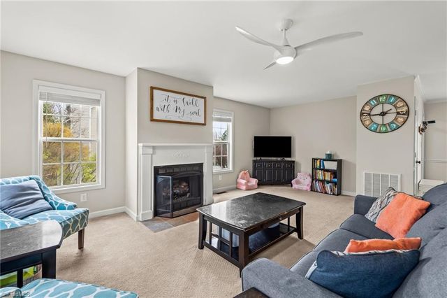 135 Valleyoak Court, Clemmons, NC 27012