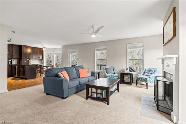 135 Valleyoak Court, Clemmons, NC 27012