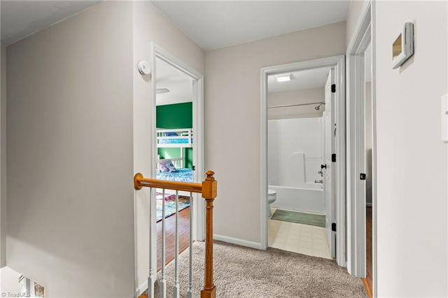 135 Valleyoak Court, Clemmons, NC 27012