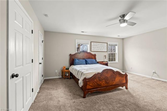 135 Valleyoak Court, Clemmons, NC 27012
