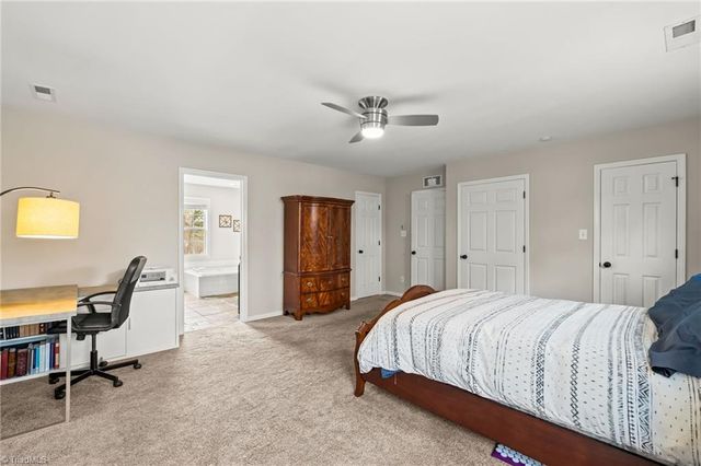 135 Valleyoak Court, Clemmons, NC 27012