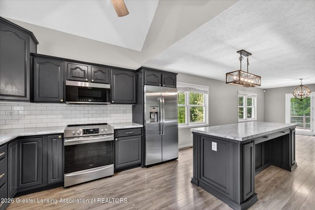 11764 Dorotha Drive, Eaton Rapids, MI 48827