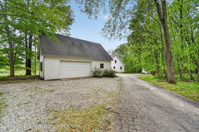 11764 Dorotha Drive, Eaton Rapids, MI 48827
