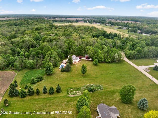11764 Dorotha Drive, Eaton Rapids, MI 48827