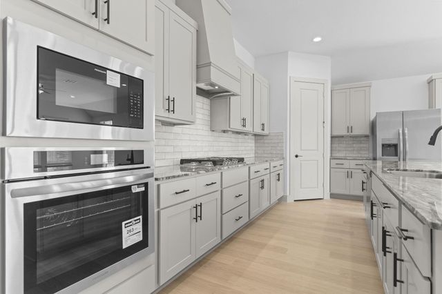 4008 Atago Tree Lane, Pearland, TX 77581