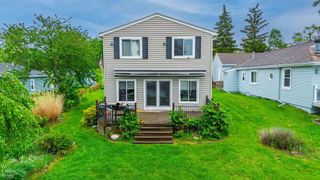 656 Lawson Drive, Lake Orion, MI 48362