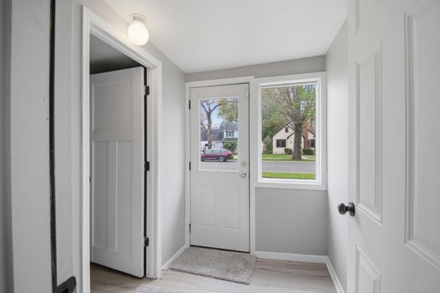 1110 5th Avenue NW, Austin, MN 55912
