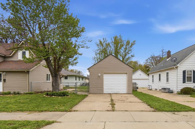 1110 5th Avenue NW, Austin, MN 55912