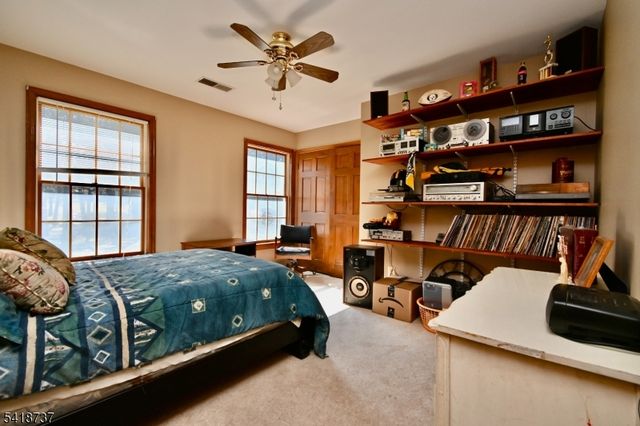 189 SCHOOLHOUSE ROAD, Jefferson Twp., NJ 07438