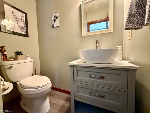 189 SCHOOLHOUSE ROAD, Jefferson Twp., NJ 07438