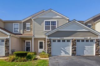 2245 Flagstone Lane, Carpentersville, IL 60110