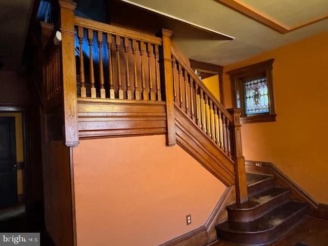 11 N WAYNE, Lewistown, PA 17044