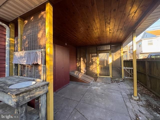 11 N WAYNE, Lewistown, PA 17044